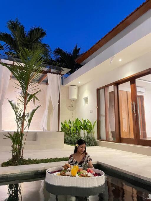 Villa Akmali Umalas 2Br With Private Pool & Jacuzzi Чангу Экстерьер фото